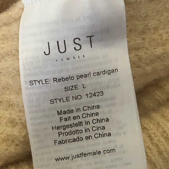 Just Female Light Yellow Rebelo Wool Alpaca Pearl V Neck Cardigan Sweater Large - Picture 8 of 10